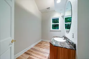 855 Wells Fargo Loop, Jacksonville, OR 97530 - Photo 13