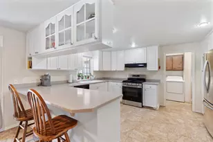 2769 Stonebrook Dr, Medford, OR 97504 - Photo 9