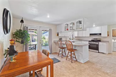 2769 Stonebrook Drive, Medford, OR 97504 - Photo 11