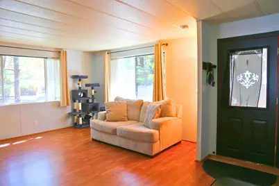 61040 S Queens Drive #14, Bend, OR 97702 - Photo 7