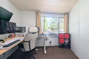 61040 S Queens Dr, Bend, OR 97702 - Photo 13