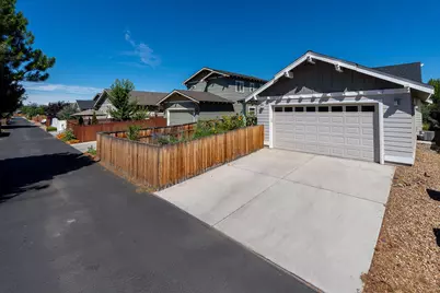 1550 NW Kingwood Avenue, Redmond, OR 97756 - Photo 17