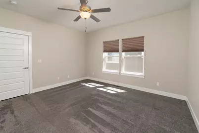 1550 NW Kingwood Avenue, Redmond, OR 97756 - Photo 11