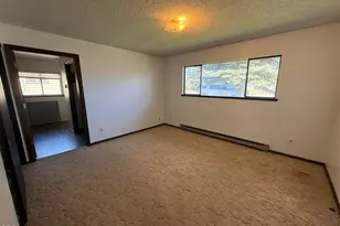 297 SE Fairview St, Prineville, OR 97754 - Photo 7