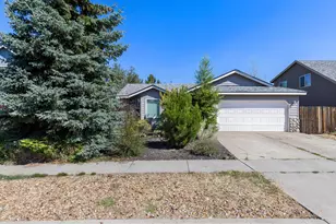 2756 NE Rainier Dr, Bend, OR 97701 - Photo 3