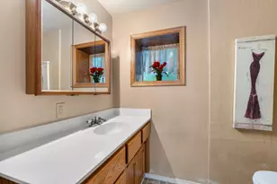 416 NW Pleasant View Dr, Grants Pass, OR 97526 - Photo 15