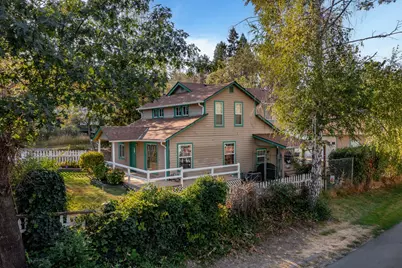 416 NW Pleasant View Drive, Grants Pass, OR 97526 - Photo 27