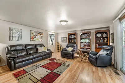 416 NW Pleasant View Drive, Grants Pass, OR 97526 - Photo 5