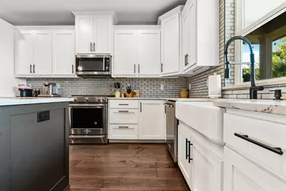 3268 Sky Way, Medford, OR 97504 - Photo 21