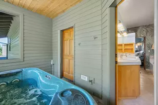 2582 NW 1st St, Bend, OR 97703 - Photo 33