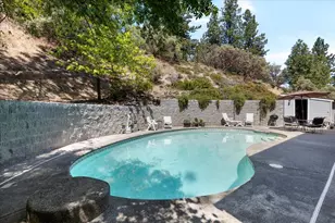 769 Lisa Ln, Ashland, OR 97520 - Photo 35