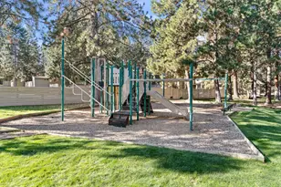 19717 SW Mount Bachelor Dr, Bend, OR 97702 - Photo 13