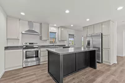 1182 E Justice Road, Central Point, OR 97502 - Photo 3