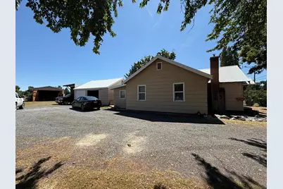 3219 Homedale Road, Klamath Falls, OR 97603 - Photo 1