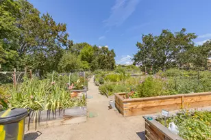 949 Golden Aspen Pl, Ashland, OR 97520 - Photo 23