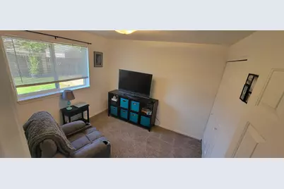 21072 NE High Desert Lane, Bend, OR 97701 - Photo 9