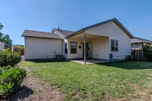 739 S Haskell St, Central Point, OR 97502 - Photo 21