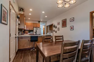 739 S Haskell St, Central Point, OR 97502 - Photo 7