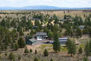 22310 Sweetgrass Dr, Bend, OR 97702 - Photo 81