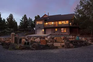 22310 Sweetgrass Dr, Bend, OR 97702 - Photo 3