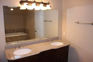 440 N 4th St, Jacksonville, OR 97530 - Photo 31