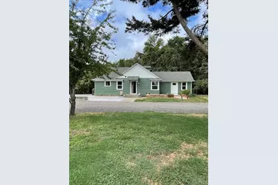 377 Pelton Lane, Gold Hill, OR 97525 - Photo 1