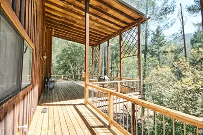 939 Beaver Creek Road, Jacksonville, OR 97530 - Photo 19