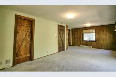 939 Beaver Creek Road, Jacksonville, OR 97530 - Photo 23