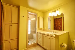 939 Beaver Creek Rd, Jacksonville, OR 97530 - Photo 33