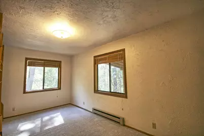 939 Beaver Creek Road, Jacksonville, OR 97530 - Photo 37