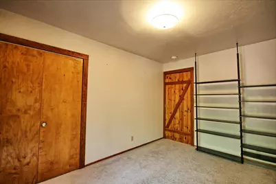 939 Beaver Creek Road, Jacksonville, OR 97530 - Photo 37