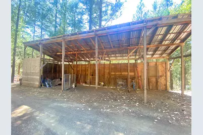 939 Beaver Creek Road, Jacksonville, OR 97530 - Photo 55