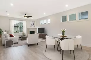 60852 SE Epic Pl, Bend, OR 97702 - Photo 5