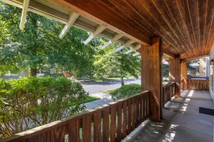 2612 NW Lemhi Pass Dr, Bend, OR 97703 - Photo 3