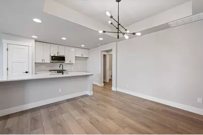 20528 NE Empire Avenue, Bend, OR 97701 - Photo 13