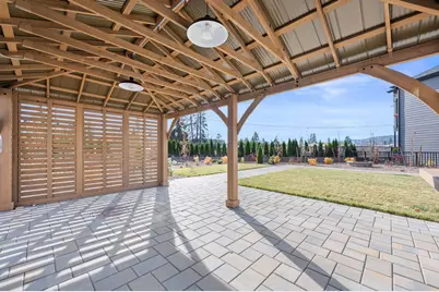 20528 NE Empire Avenue, Bend, OR 97701 - Photo 33