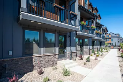 20528 NE Empire Avenue, Bend, OR 97701 - Photo 1