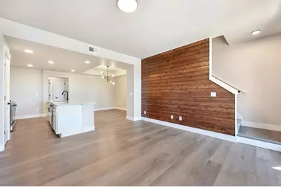 20528 NE Empire Avenue, Bend, OR 97701 - Photo 9