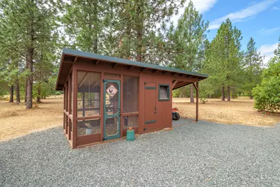 255 Mountain Paradise Drive, Grants Pass, OR 97526 - Photo 25