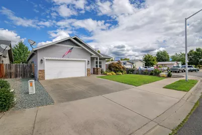 2140 Nick Way, Grants Pass, OR 97527 - Photo 35