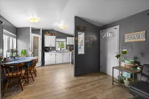 11427 Blackwell Rd, Central Point, OR 97502 - Photo 5