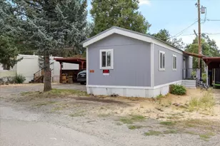 11427 Blackwell Rd, Central Point, OR 97502 - Photo 1