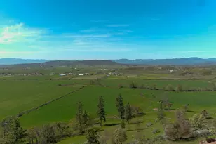 1881 Brophy Rd, Eagle Point, OR 97524 - Photo 107