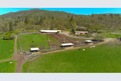 1881 Brophy Road, Eagle Point, OR 97524 - Photo 27