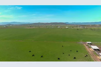 1881 Brophy Road, Eagle Point, OR 97524 - Photo 11