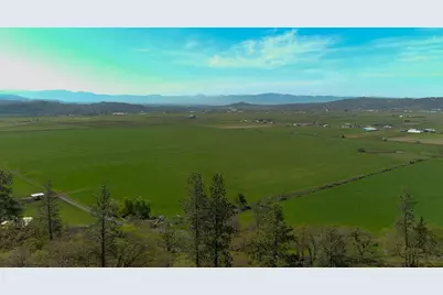 1881 Brophy Road, Eagle Point, OR 97524 - Photo 9