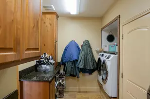 1881 Brophy Rd, Eagle Point, OR 97524 - Photo 51