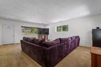 235 Larkin Road, Grants Pass, OR 97527 - Photo 15