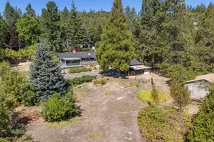 235 Larkin Rd, Grants Pass, OR 97527 - Photo 41