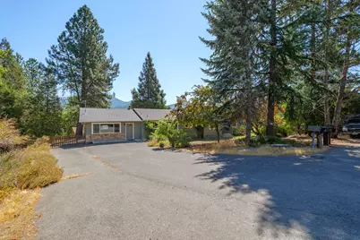 235 Larkin Road, Grants Pass, OR 97527 - Photo 3